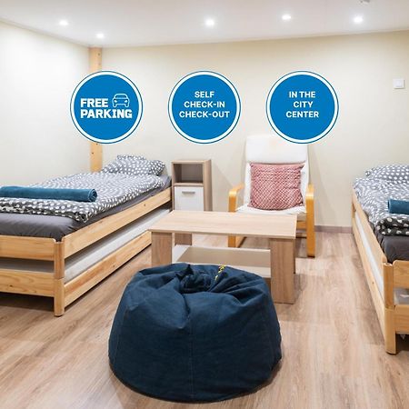 Cozy & Quiet Apartment Near Kiraly Street Free Parking, Ac, Perfect For 4 Guests! Budapest Bagian luar foto