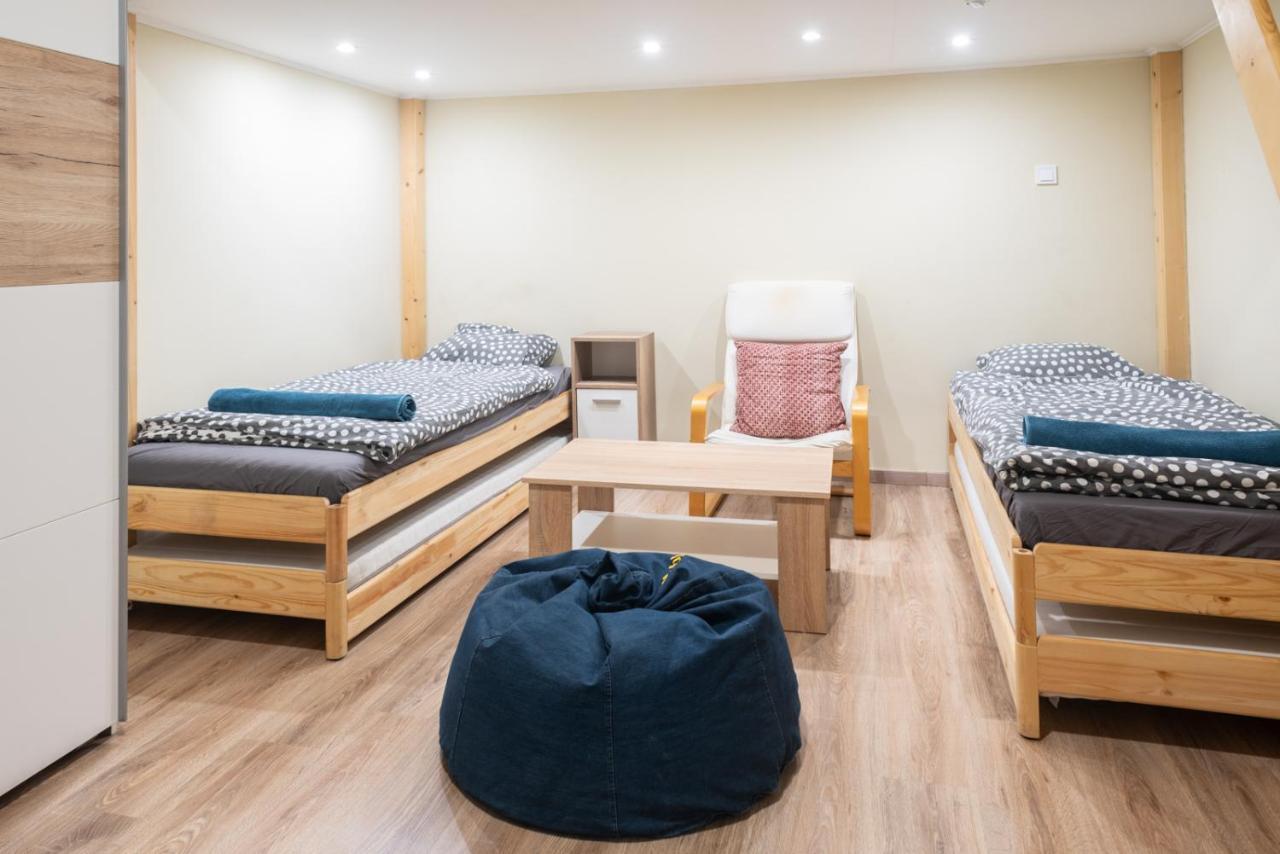 Cozy & Quiet Apartment Near Kiraly Street Free Parking, Ac, Perfect For 4 Guests! Budapest Bagian luar foto